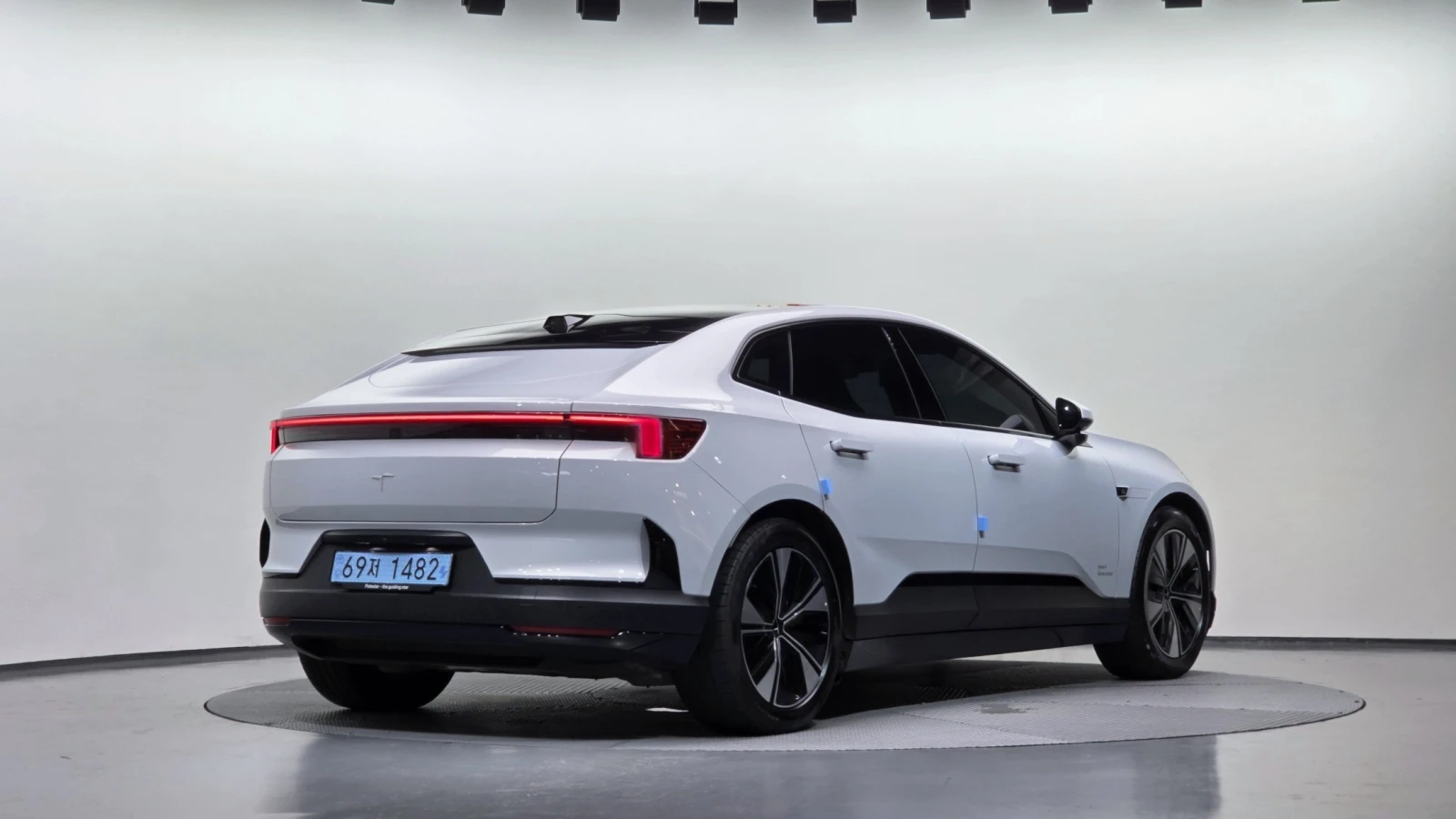 Polestar Polestar Electric Polestar 4 Long Range Single Motor, снимка 2 - Автомобили и джипове - 56080957