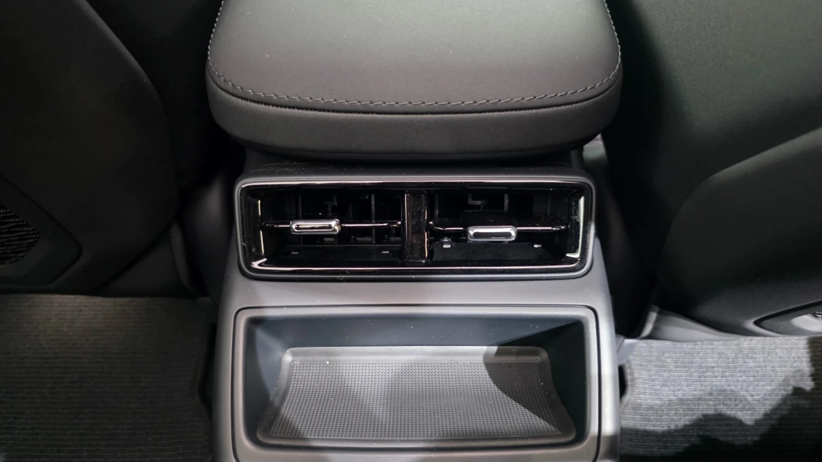 Polestar Polestar Electric Polestar 4 Long Range Single Motor, снимка 14 - Автомобили и джипове - 56080957