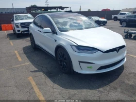 ������ Tesla Model X