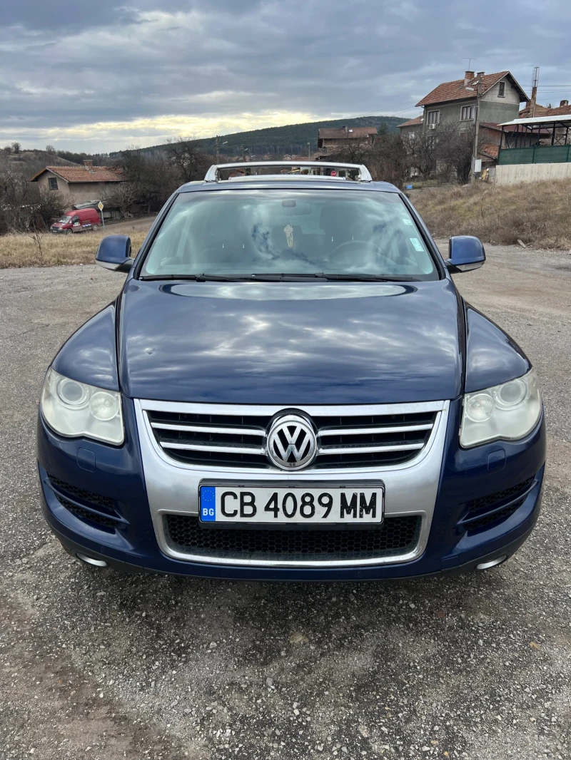 VW Touareg, снимка 2 - Автомобили и джипове - 48949541