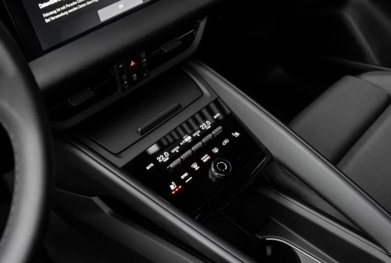 Porsche Macan NEW /CAMERA/MEMORY/LED/, снимка 12 - Автомобили и джипове - 51524696