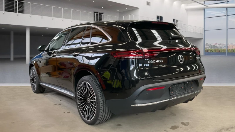 Mercedes-Benz EQC AMG 4MATIC Keyless Distronic Burmester Head-Up Led, снимка 3 - Автомобили и джипове - 52377014
