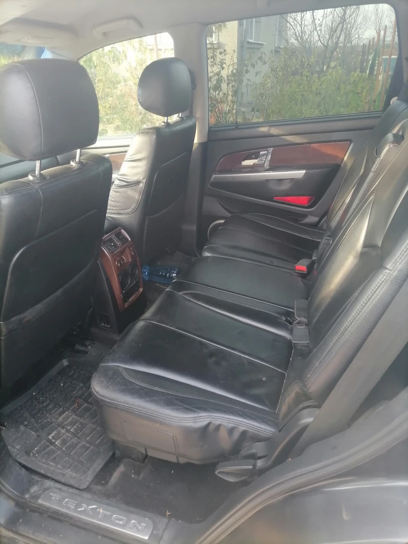 SsangYong Rexton, снимка 4 - Автомобили и джипове - 52380125