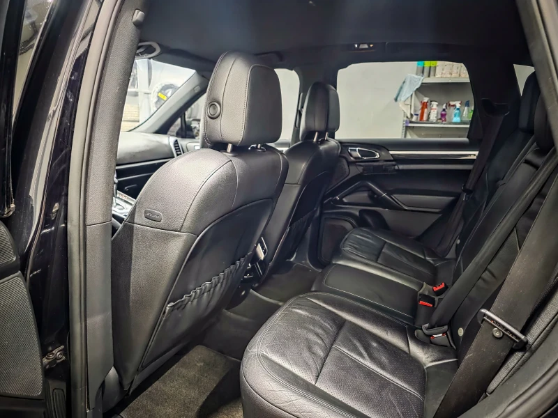 Porsche Cayenne = 3.0d= BLACK EDITION= СМЕНЕНИ ВЕРИГИ= , снимка 13 - Автомобили и джипове - 52915557