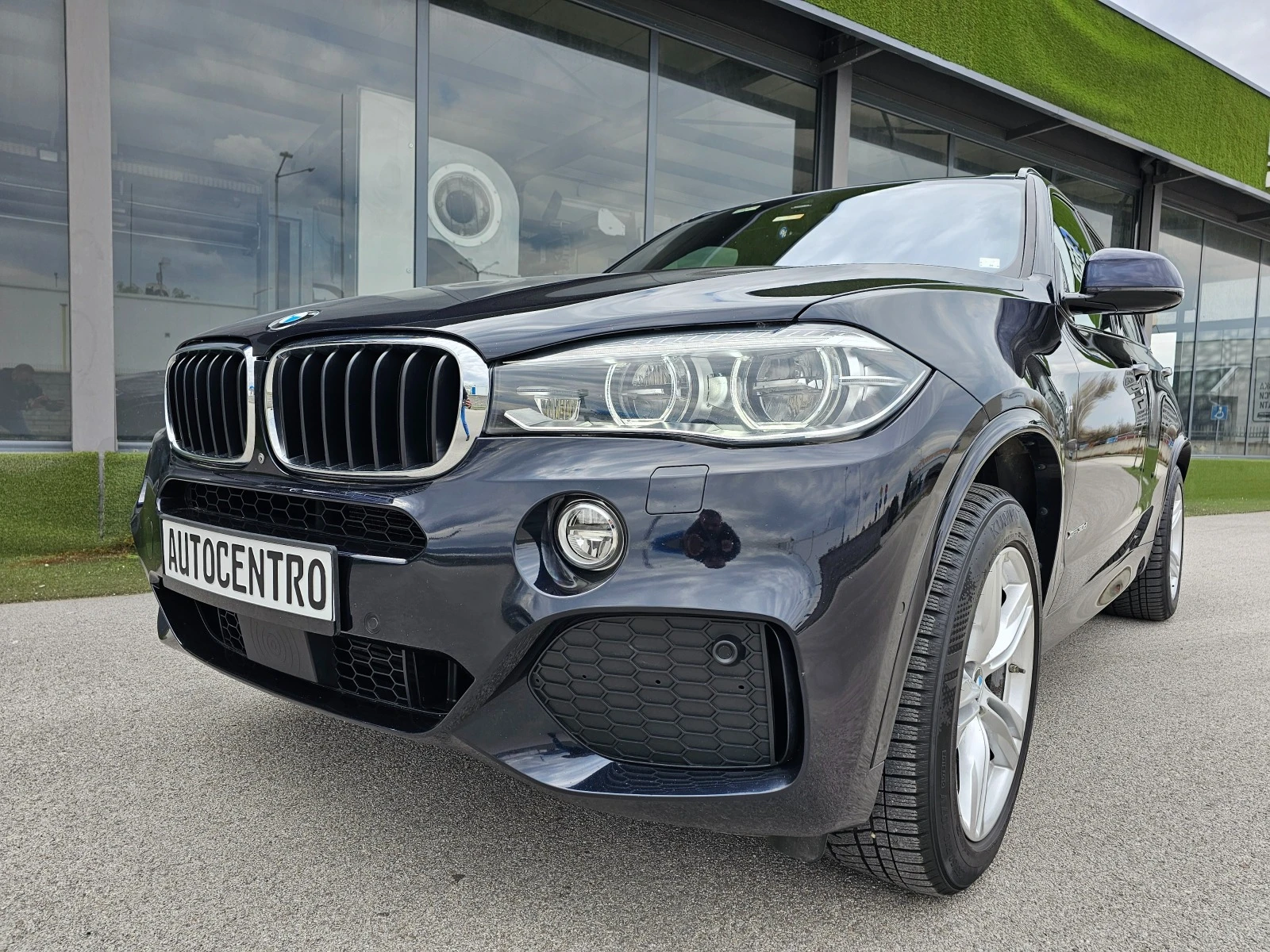 BMW X5 xDrive30d M-Sport - изображение 2