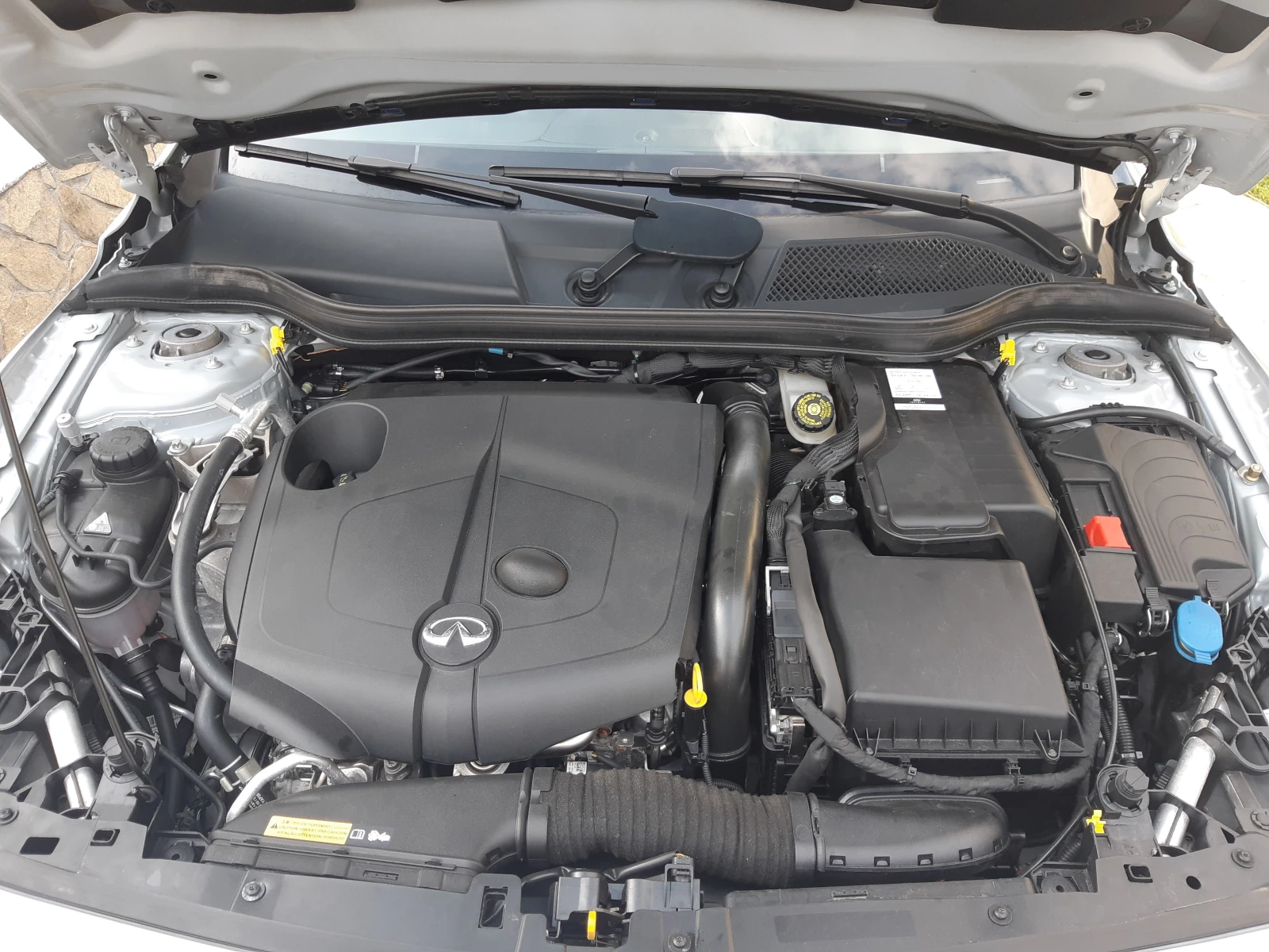 Infiniti Q30 S AWD - изображение 3