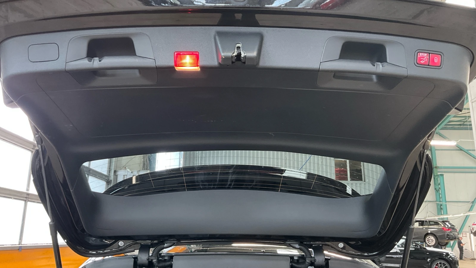 Mercedes-Benz EQC AMG 4MATIC Keyless Distronic Burmester Head-Up Led | Mobile.bg   10