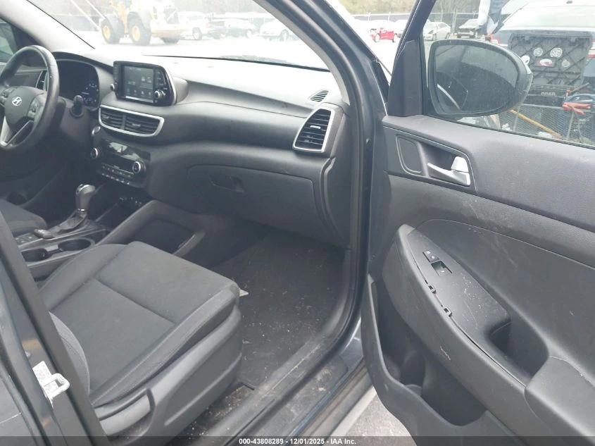 Hyundai Tucson 2.4L I-4 DI, DOHC, VVT, 181HP Front Wheel Drive - изображение 10