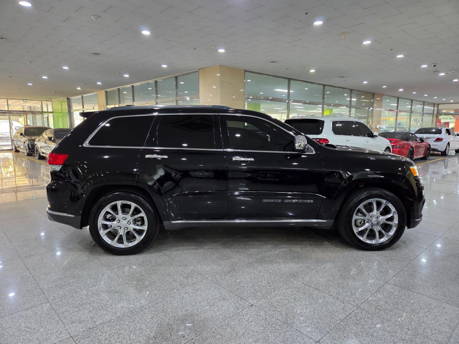 Jeep Cherokee 3.6 SUMMIT WK2 autogeorge.com - изображение 5