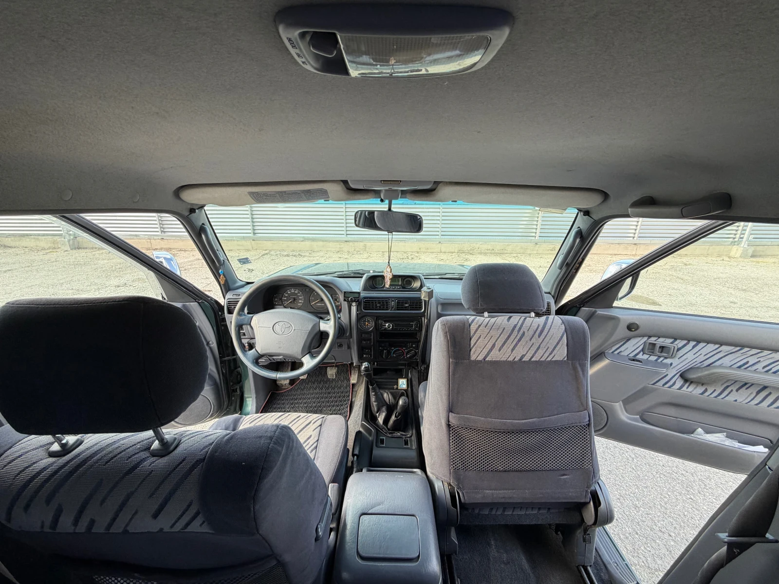 Toyota Land cruiser, снимка 5 - Автомобили и джипове - 54367558
