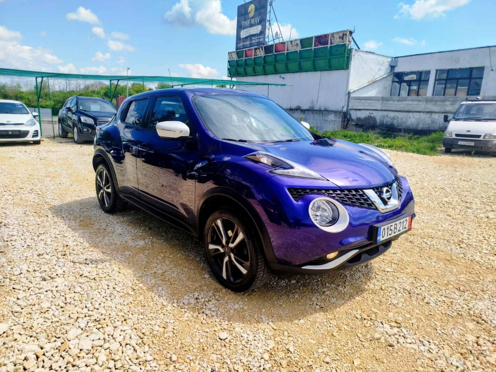Nissan Juke 1.5 dCu Tekna, снимка 3 - Автомобили и джипове - 54381907