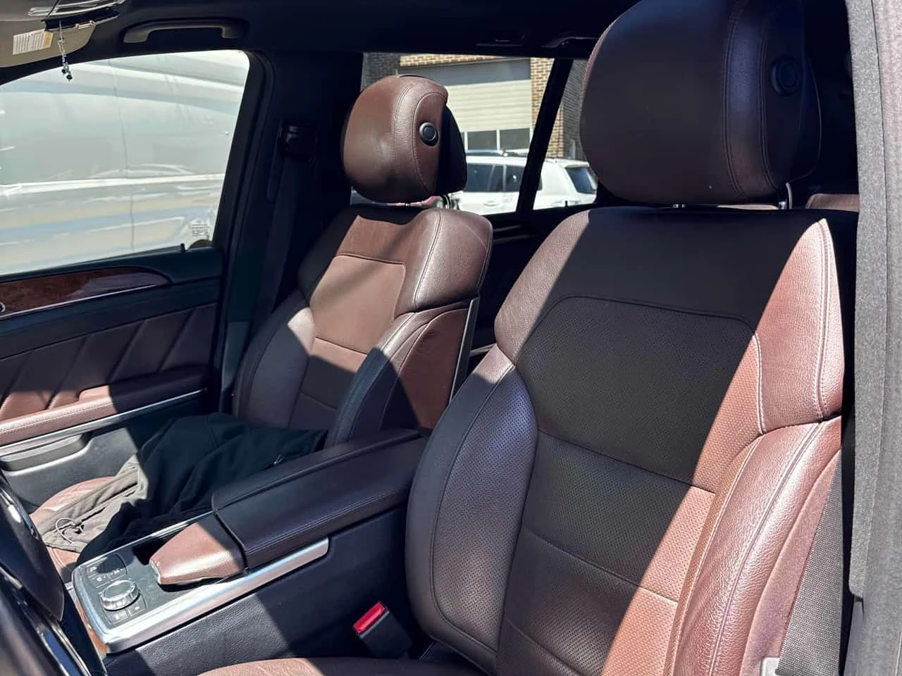 Mercedes-Benz GL 500 * CARFAX * АВТОКРЕДИТ БЕЗ ПЪРВОНАЧАЛНА ВНОСКА, снимка 11 - Автомобили и джипове - 54783862