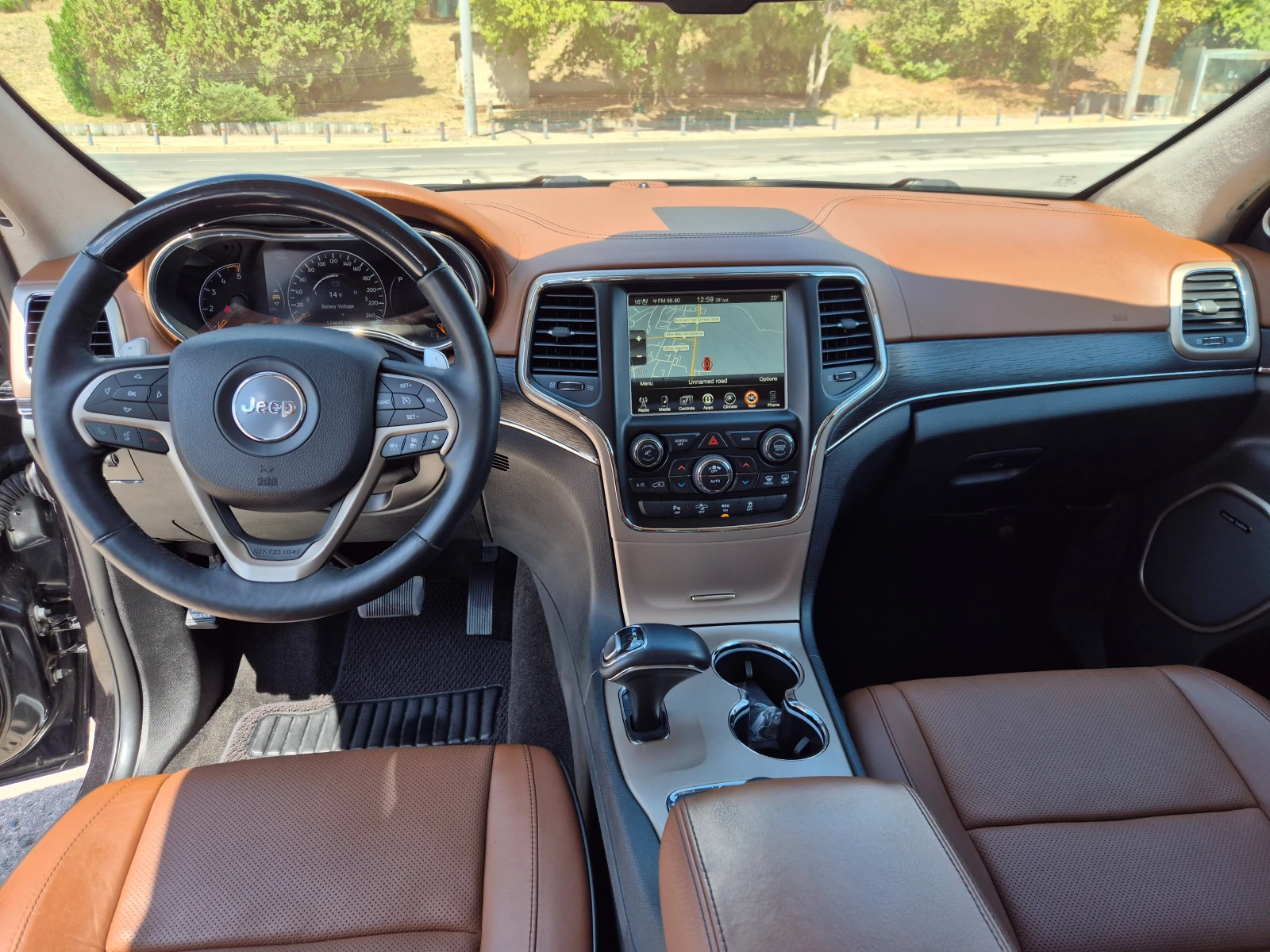 Jeep Grand cherokee 3.0CRDI SUMMIT FULL, снимка 13 - Автомобили и джипове - 55687426