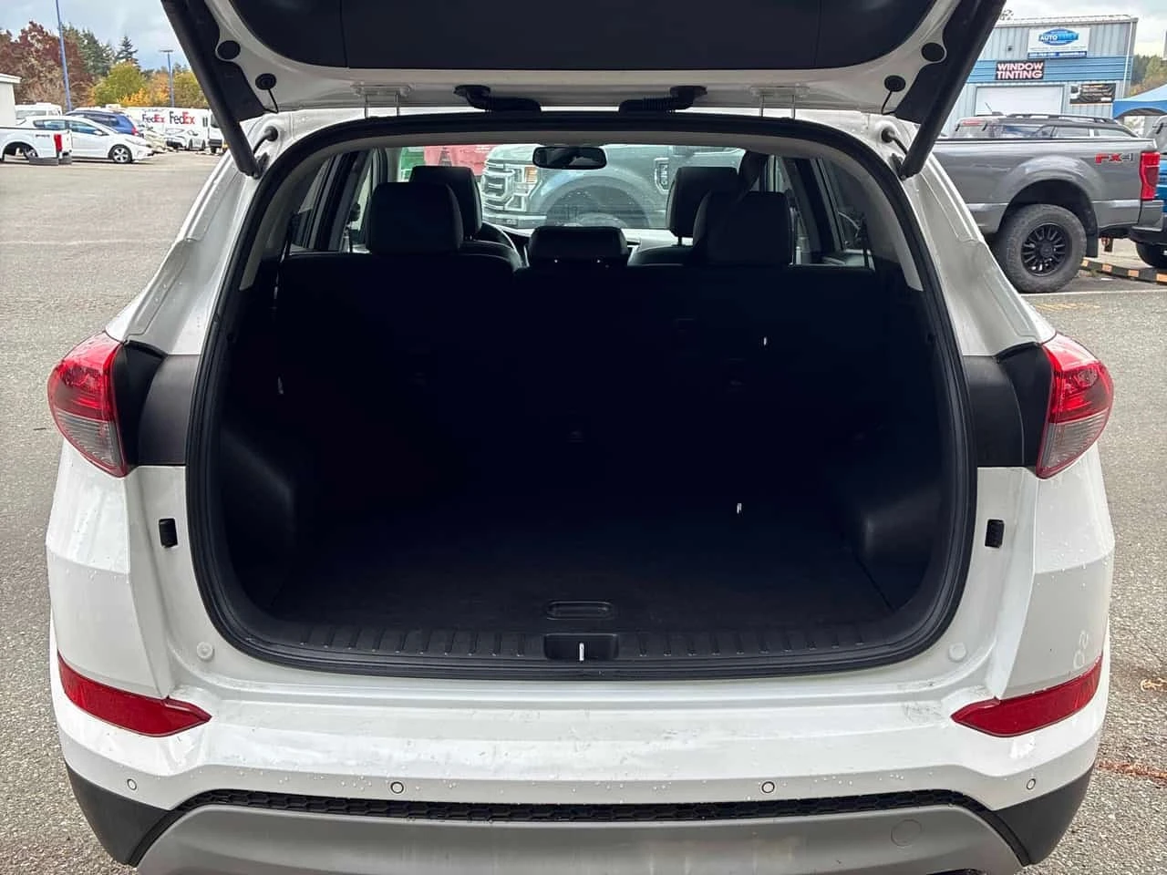 Hyundai Tucson * Limited * CARFAX * , снимка 15 - Автомобили и джипове - 56214364