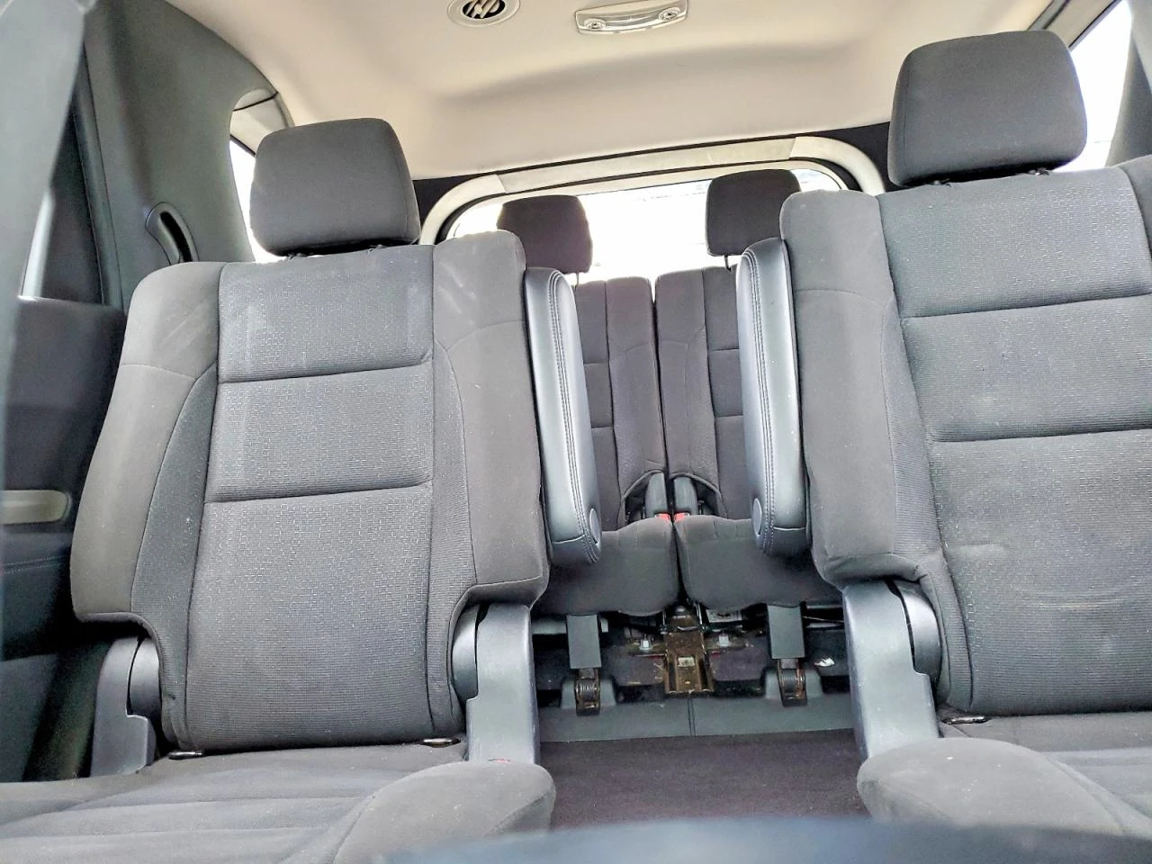 Dodge Durango 3.6l Sxt, снимка 10 - Автомобили и джипове - 56422974