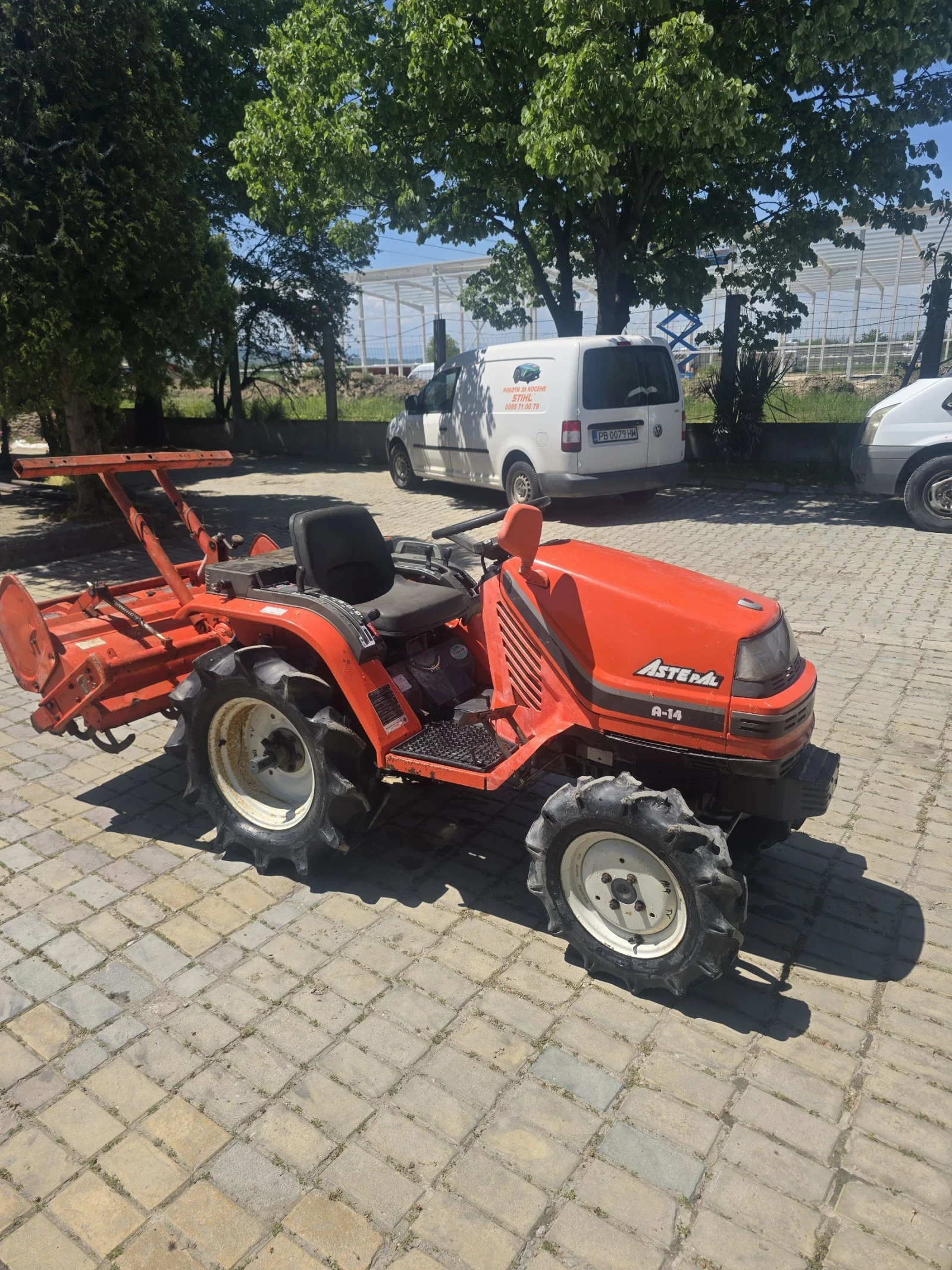 Трактор Kubota Aste 14, снимка 4 - Селскостопанска техника - 54427147