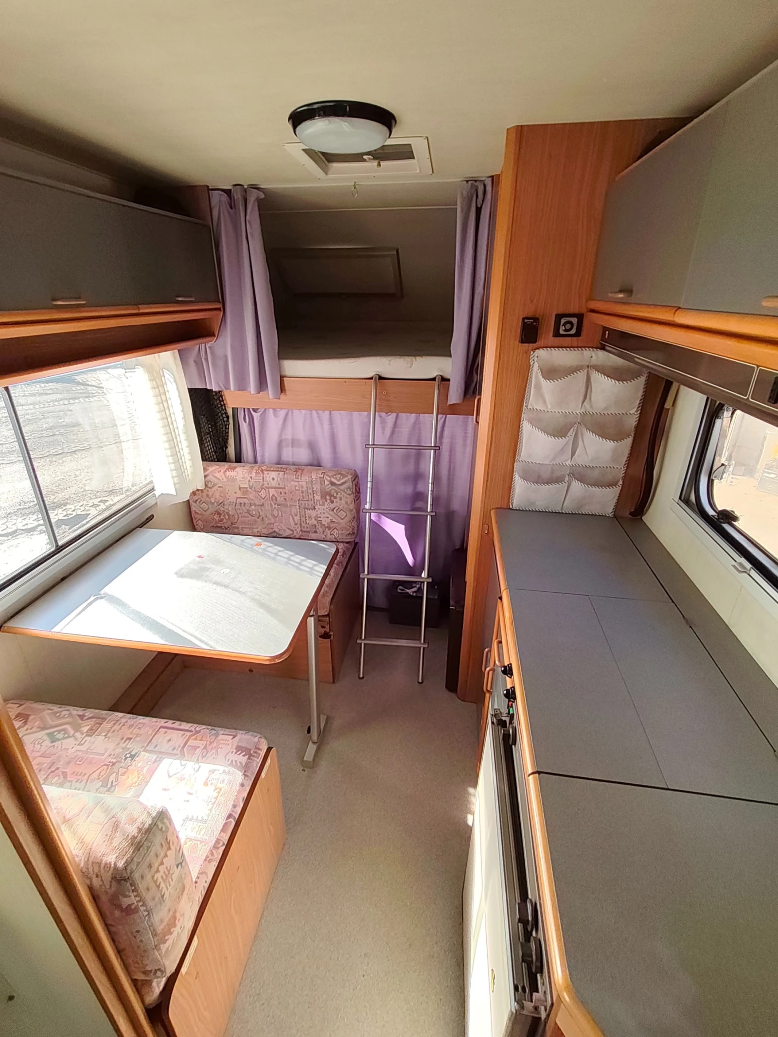 Кемпер Rimor, снимка 12 - Каравани и кемпери - 54247670