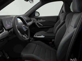 BMW iX1 eDrive20, снимка 8