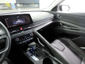 Hyundai Elantra (Cn7) 1.6 Inspiration, снимка 11