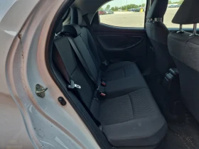 Toyota Yaris 1.5 HYBRID, снимка 4
