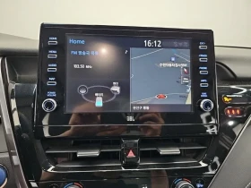 Toyota Camry 2.5 Xse Hybrid, снимка 13