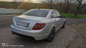 Mercedes-Benz C 220, снимка 9