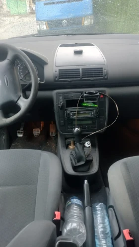 VW Sharan 2.0 i LPG | Mobile.bg    3