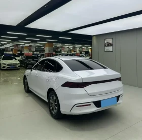 BYD Qin Plus 06 DM-i (Plug-in Hybrid) 1.5L 132HP  - 33900 лв. / 17332.79 € - 34904857 4