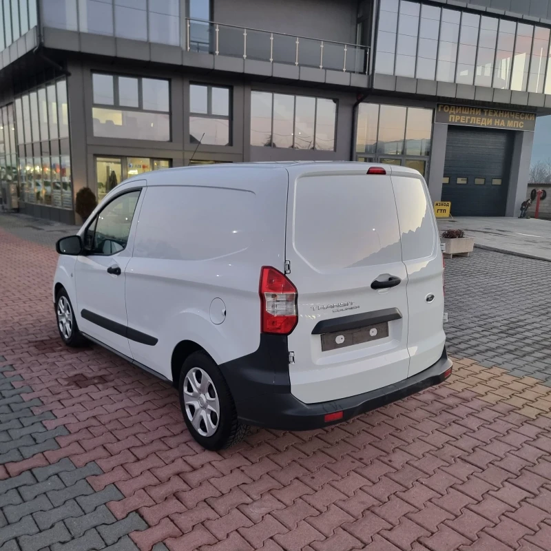 Ford Courier 1.5 , снимка 3 - Автомобили и джипове - 48500125