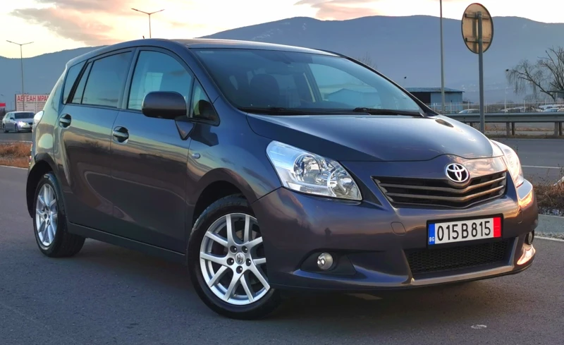 Toyota Verso 2.0d4d PANORAMA, снимка 1 - Автомобили и джипове - 48634462