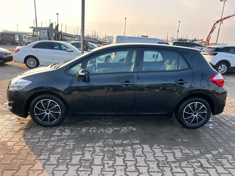 Toyota Auris 1.6i AVTOMAT EURO 5, снимка 9 - Автомобили и джипове - 49261797