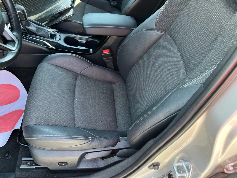 Toyota Corolla 1.8 HYBRID, снимка 7 - Автомобили и джипове - 52212180
