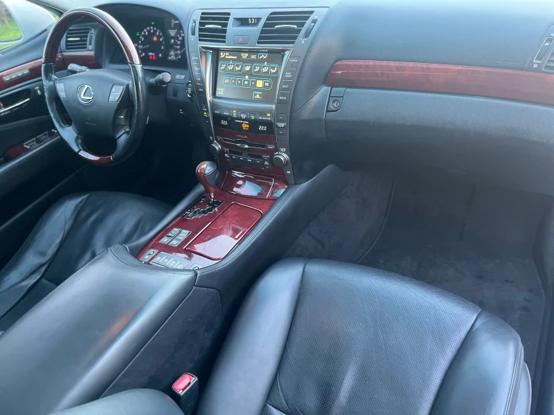 Lexus LS 460, снимка 8 - Автомобили и джипове - 53487081