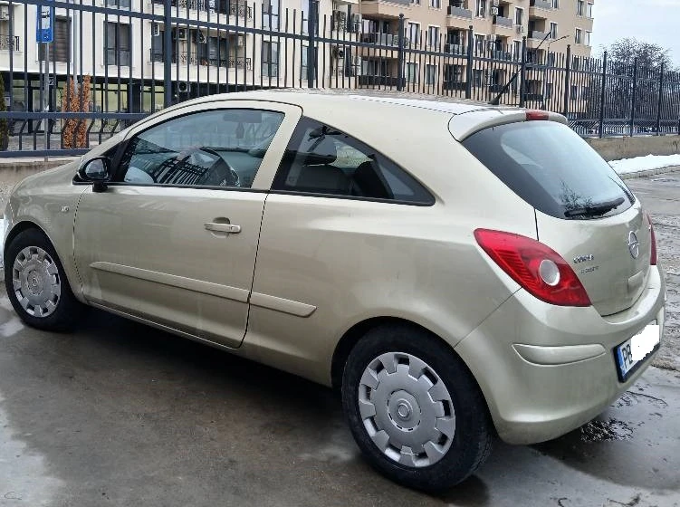 Opel Corsa 1.3 ЦДТИ, снимка 3 - Автомобили и джипове - 49396138