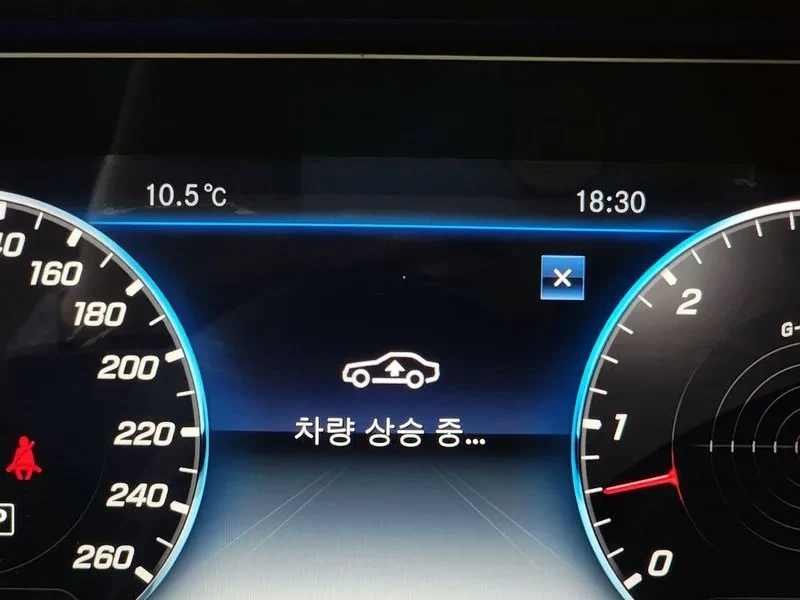 Mercedes-Benz CLS 400, снимка 17 - Автомобили и джипове - 54288688