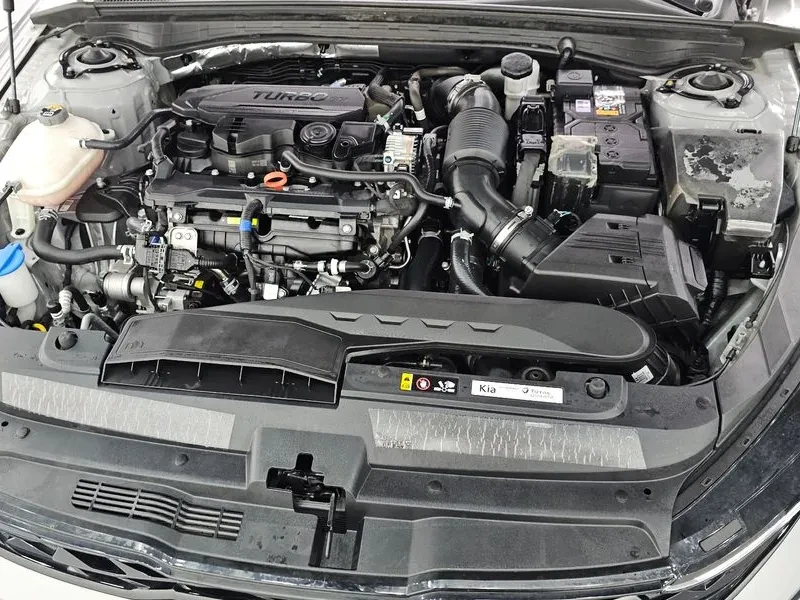 Kia K5 1.6 TURBO PRESTIGE, снимка 6 - Автомобили и джипове - 55089319