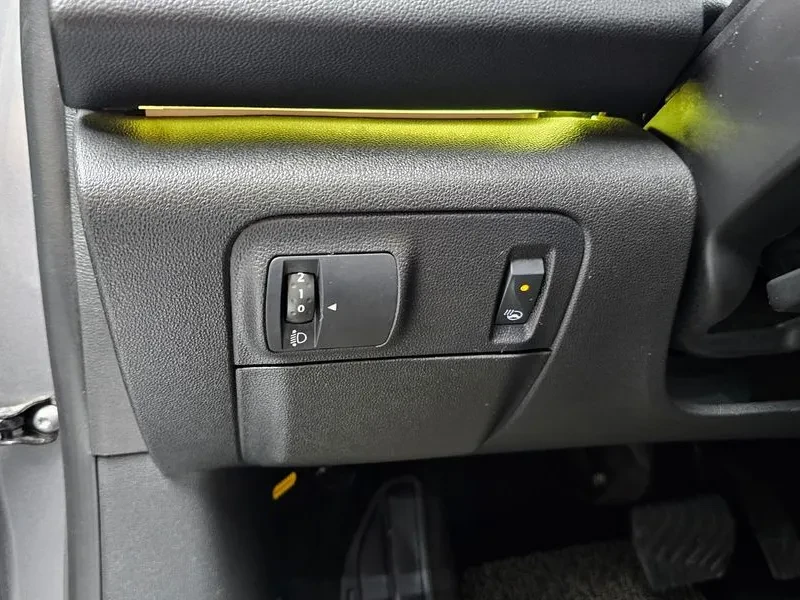 Renault Samsung SM6 2.0 Lpe Le, снимка 17 - Автомобили и джипове - 56165837