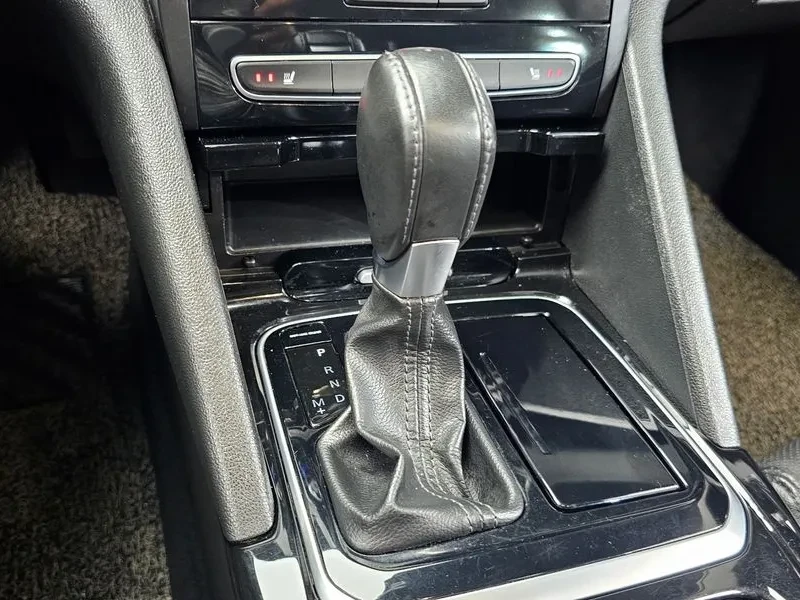 Renault Samsung SM6 2.0 Lpe Le, снимка 9 - Автомобили и джипове - 56165837