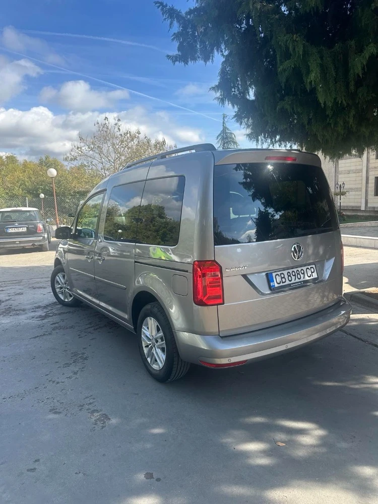 VW Caddy, снимка 7 - Автомобили и джипове - 56637908
