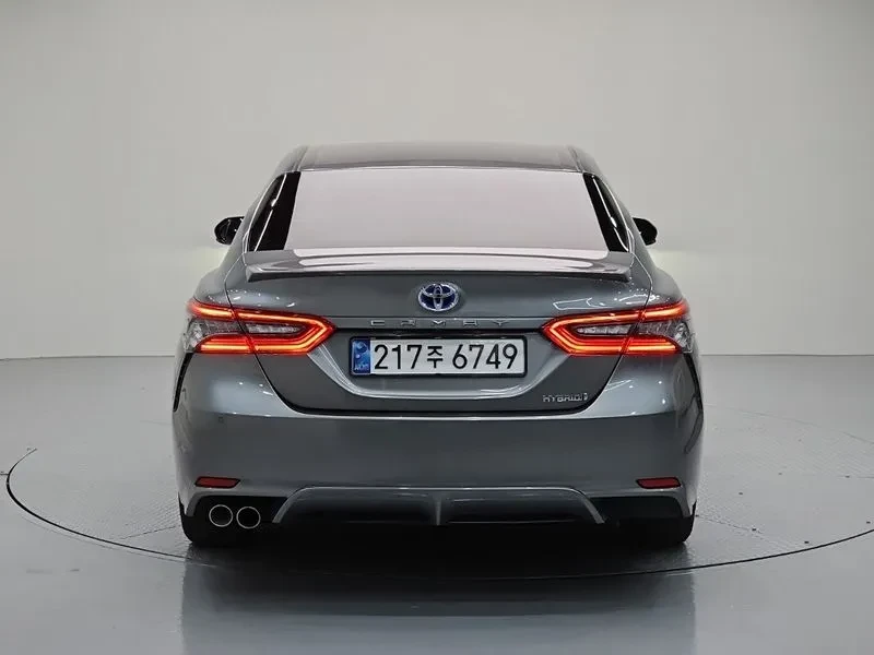 Toyota Camry 2.5 Xse Hybrid, снимка 3 - Автомобили и джипове - 56738101