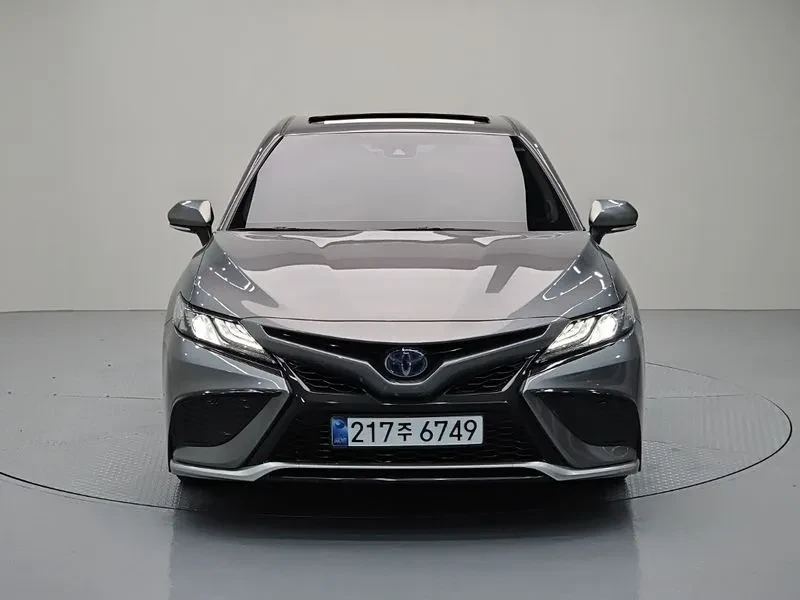 Toyota Camry 2.5 Xse Hybrid, снимка 2 - Автомобили и джипове - 56738101