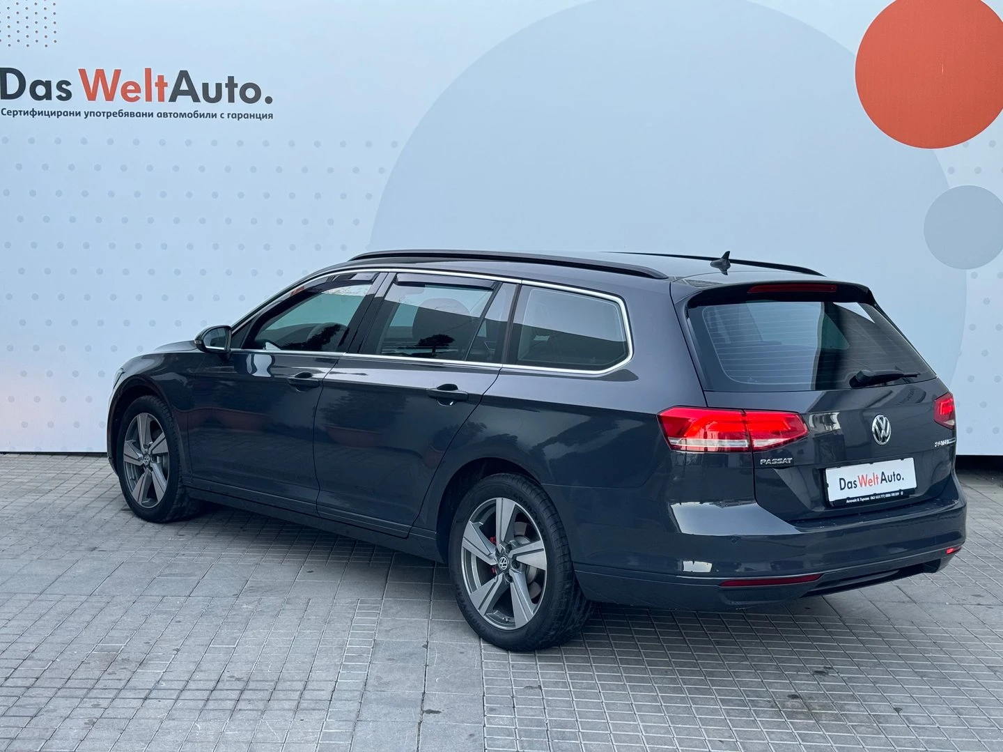 VW Passat Comfortline 2.0TDI BMT - изображение 4