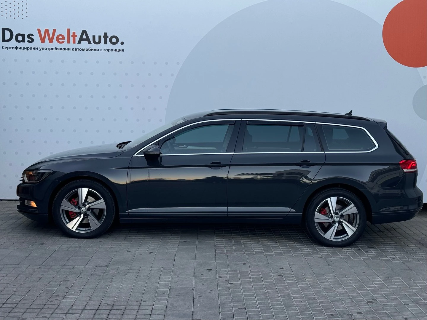 VW Passat Comfortline 2.0TDI BMT - изображение 2