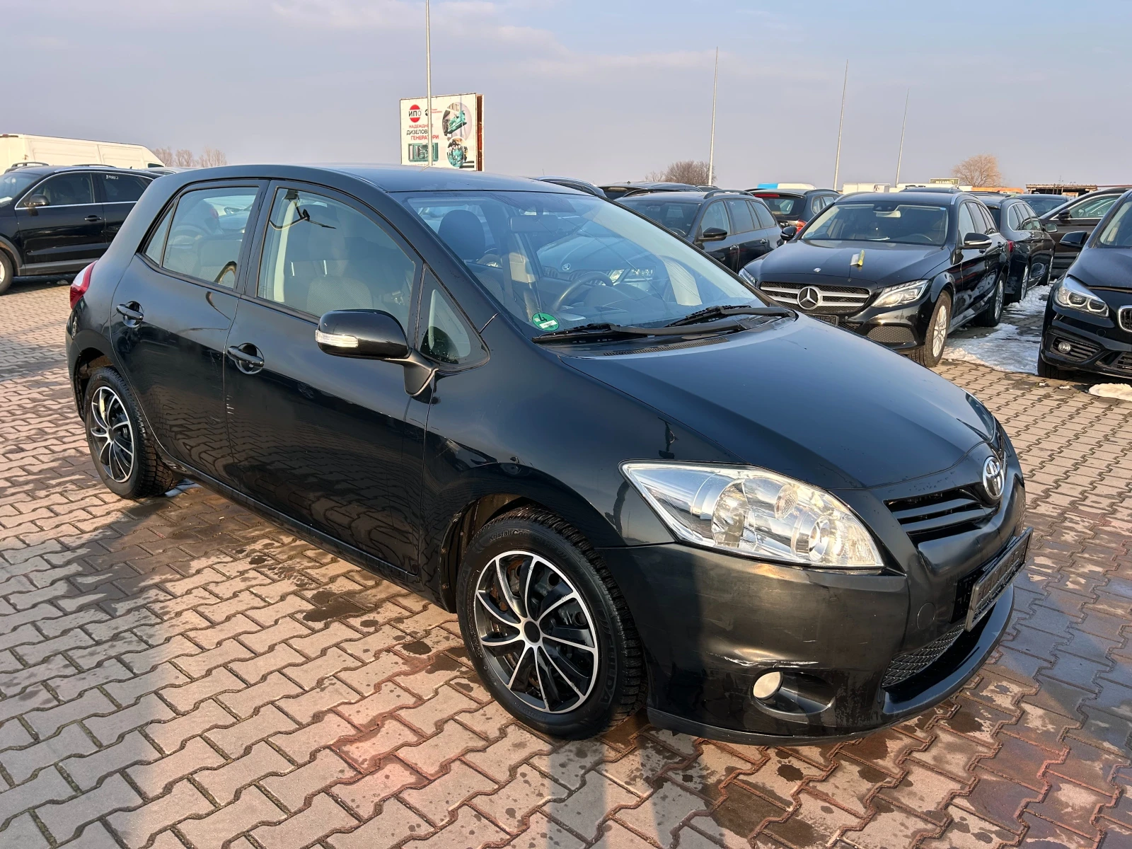 Toyota Auris 1.6i AVTOMAT EURO 5 - изображение 4