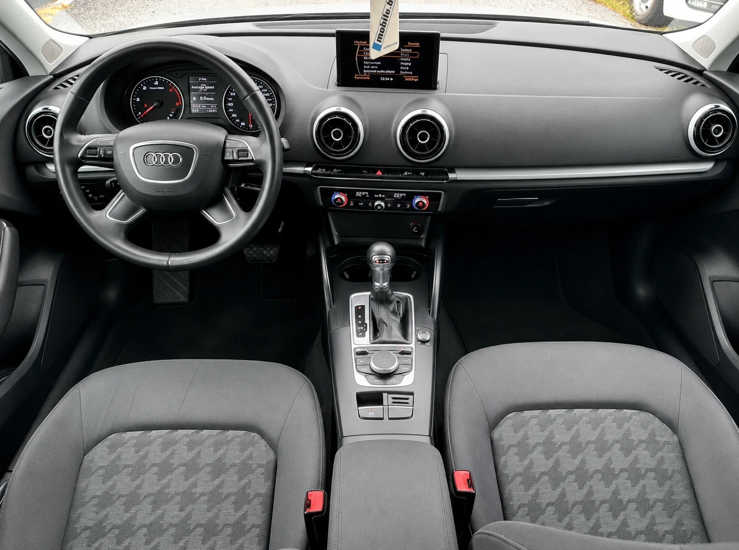 Audi A3 1.4 G TRON, снимка 9 - Автомобили и джипове - 49875469