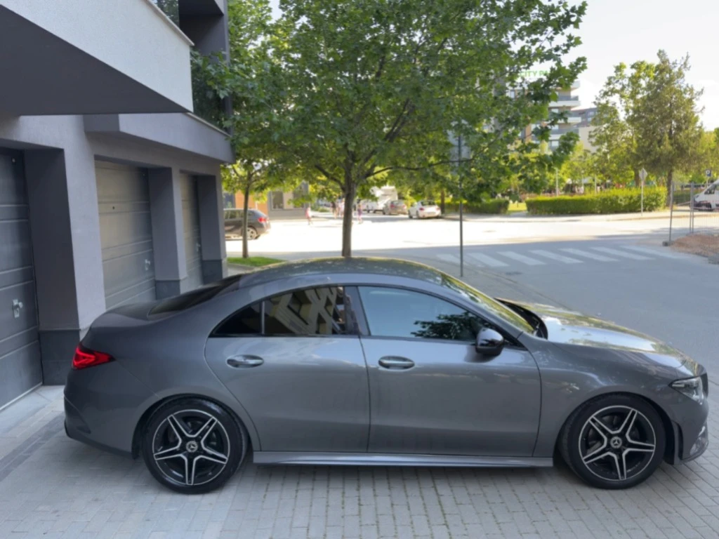 Mercedes-Benz CLA 180 АМГ/Хедъп/Подгрев - изображение 3
