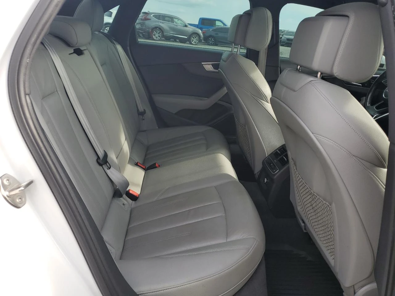 Audi A4 PREMIUM PLUS S-LINE* Digital Cockpit* B&O* АвтоКре - изображение 10