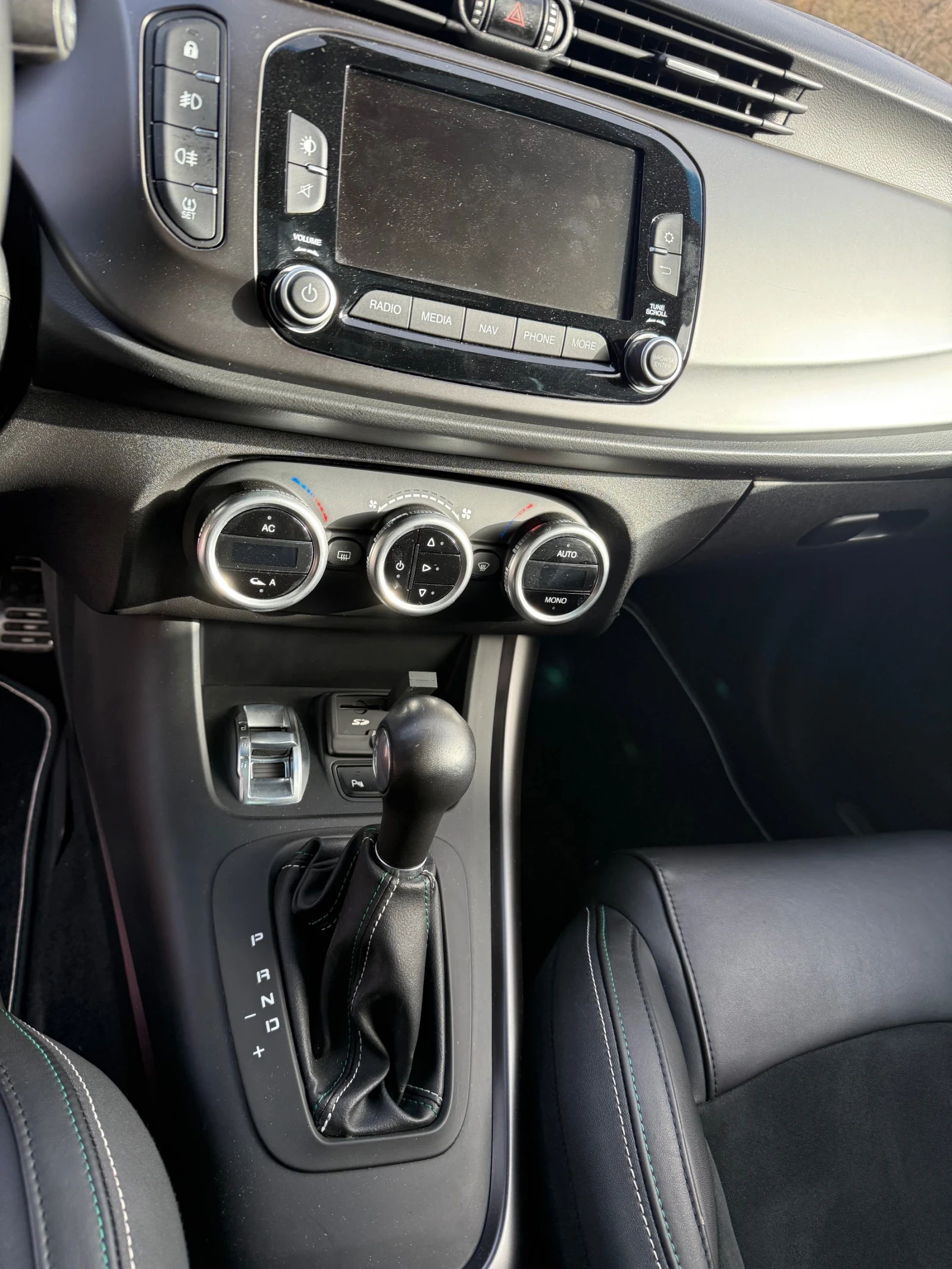 Alfa Romeo Giulietta QV | Mobile.bg   14