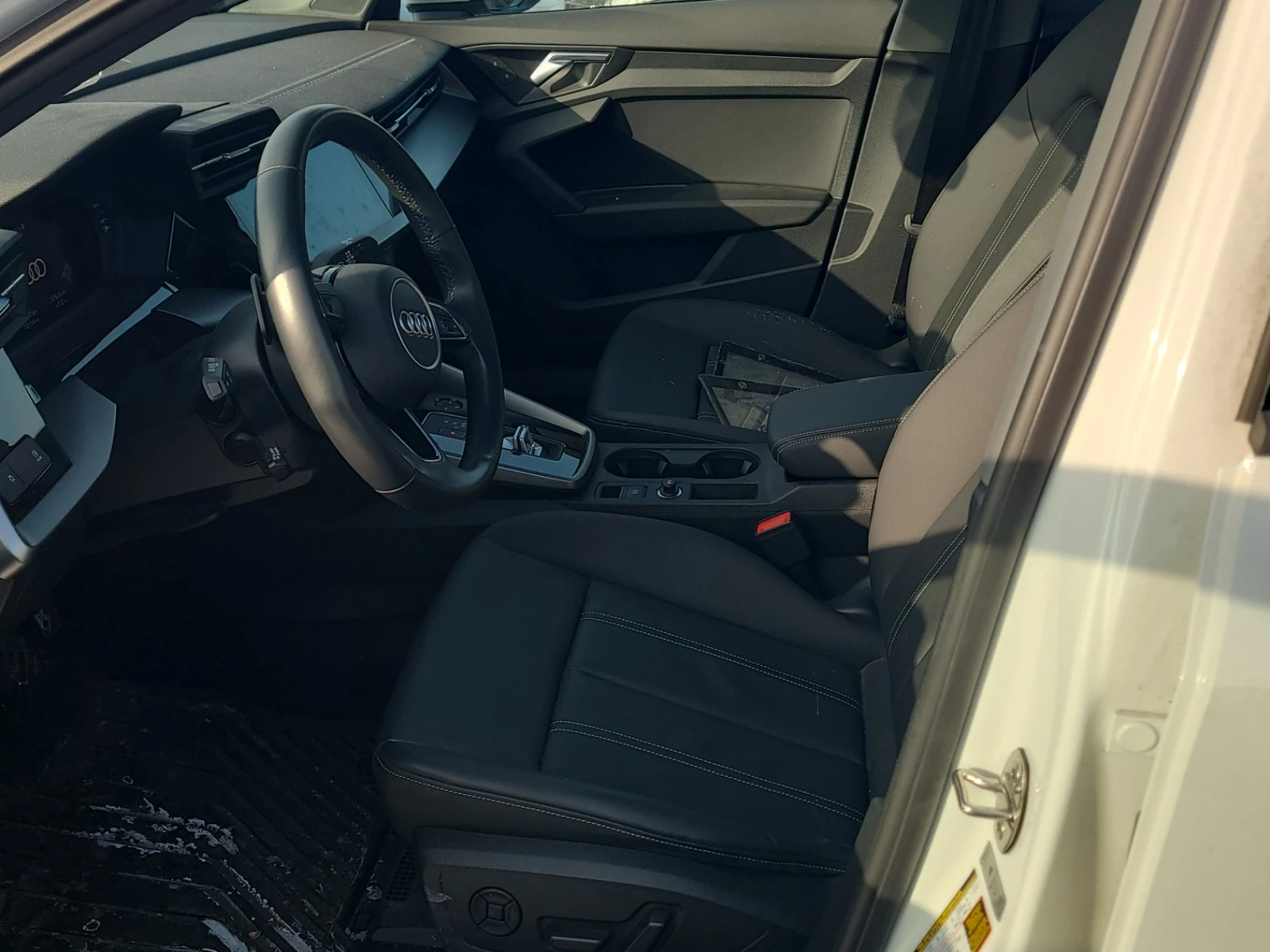 Audi A3 KOMFORT* * CARFAX * * ���� ������ * *  | Mobile.bg � ����������� 9