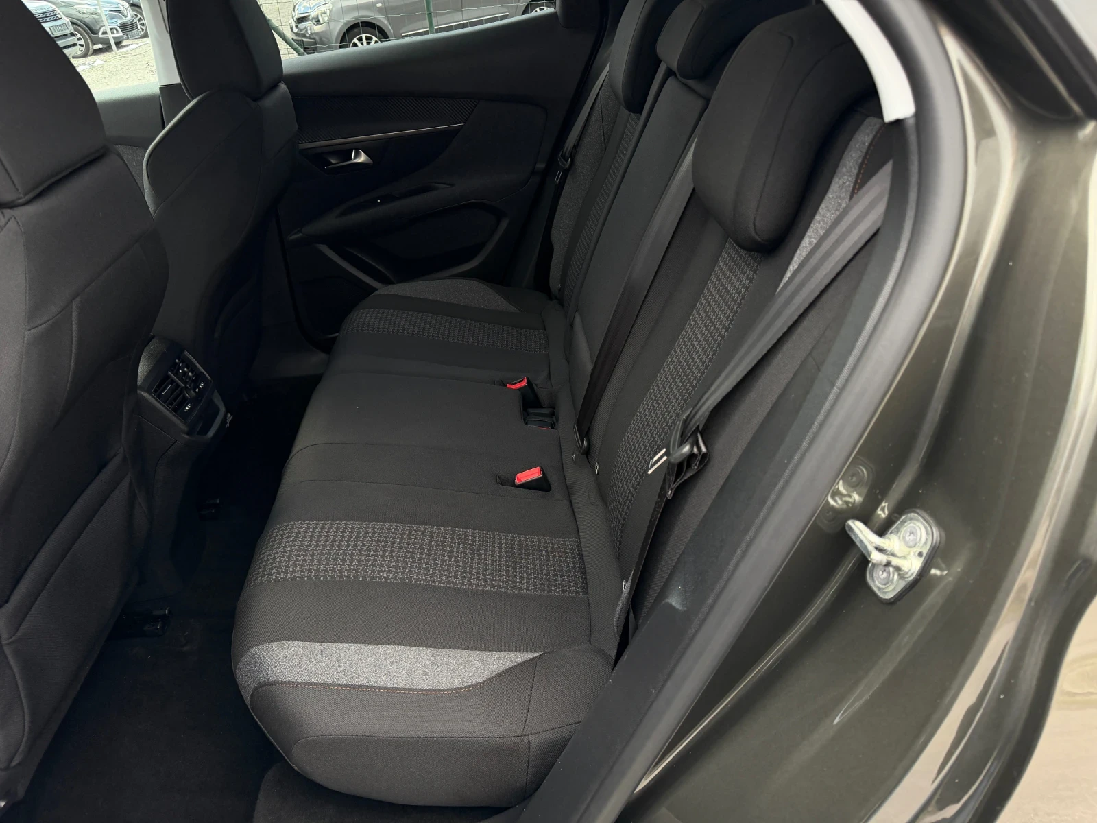 Peugeot 3008 1.5 hdi | Mobile.bg � ����������� 13